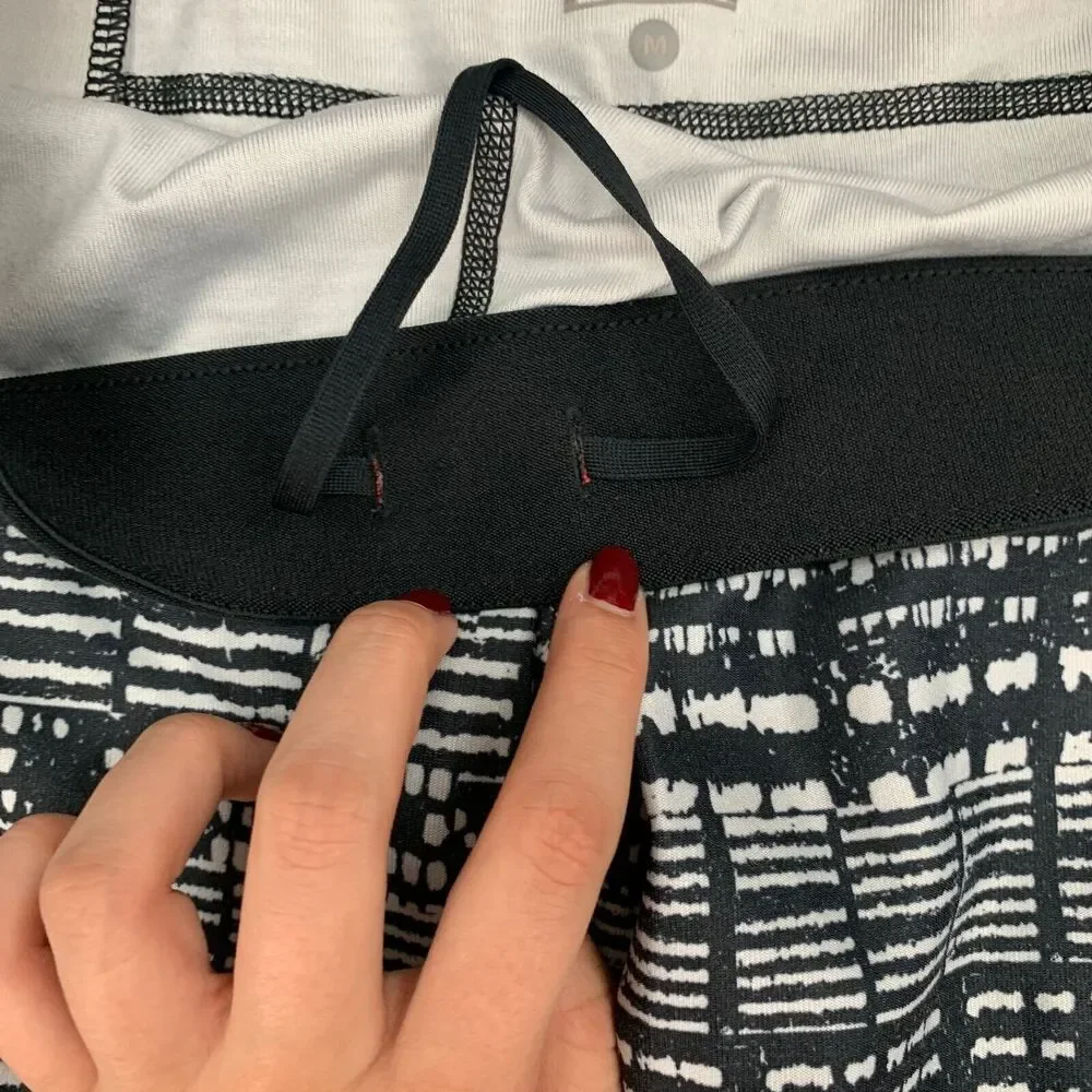 Nike Just Do It Legging Womens M Medium Black White Dri Fit Cropped Drawstring